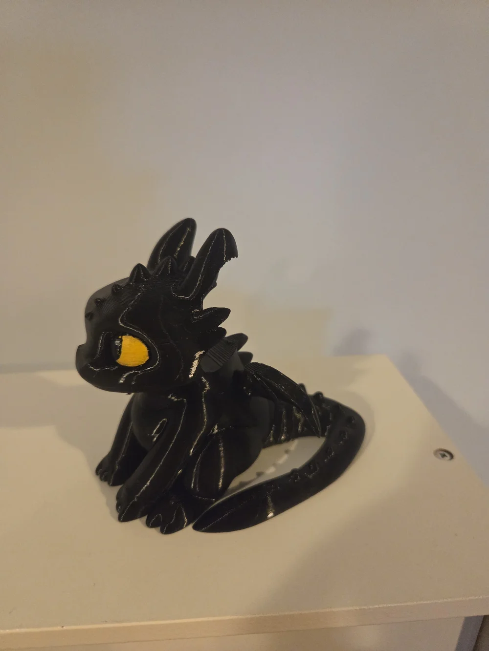 Black Dragon Controller Stand with Yellow Eyes